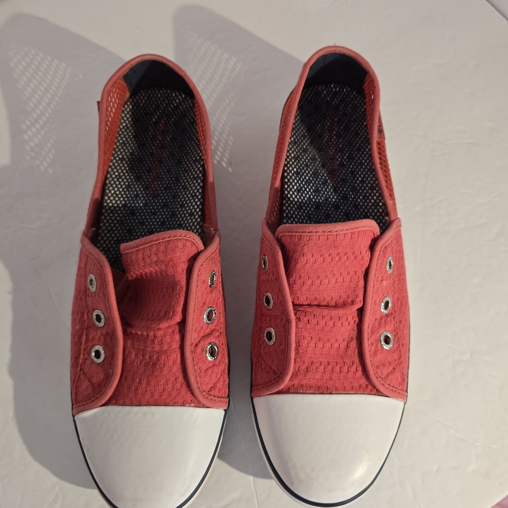 COLUMBIA Slip-On Sneakers with White Toe Cap